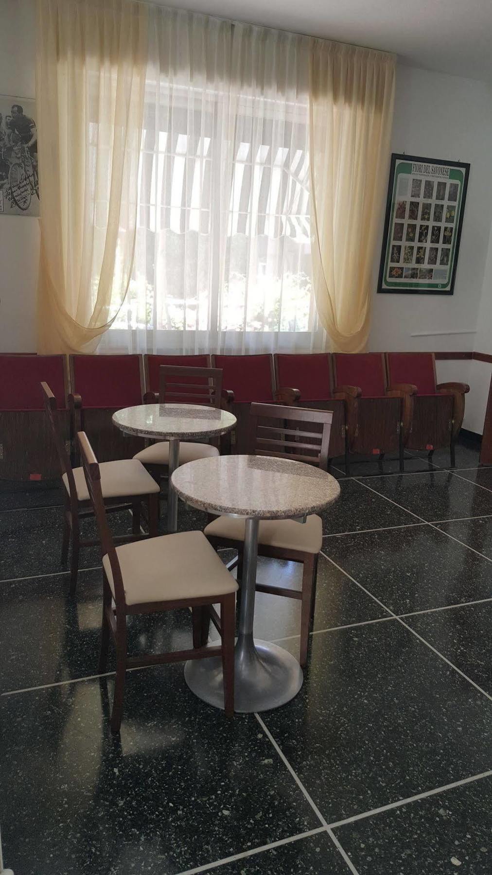 Adriana Hotel